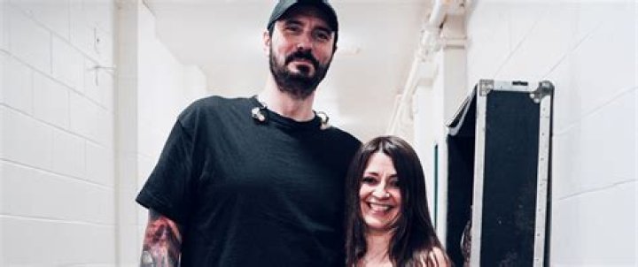 Benjamin Burnley Wife: Exploring the Private World of a Rock Icon