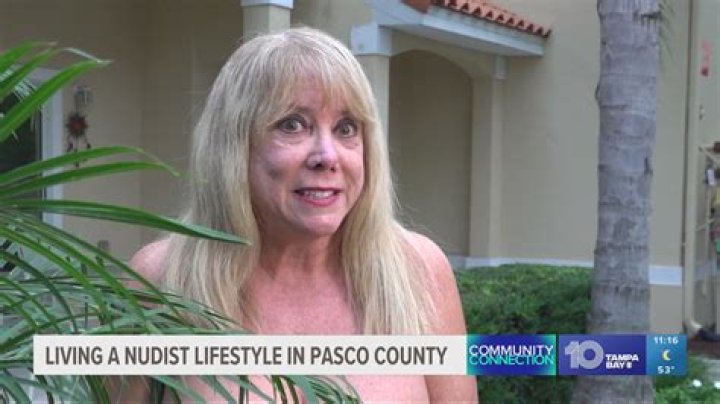 Exploring purenudism.com: What You Should Know About Online Nudist Communities and Digital Safety